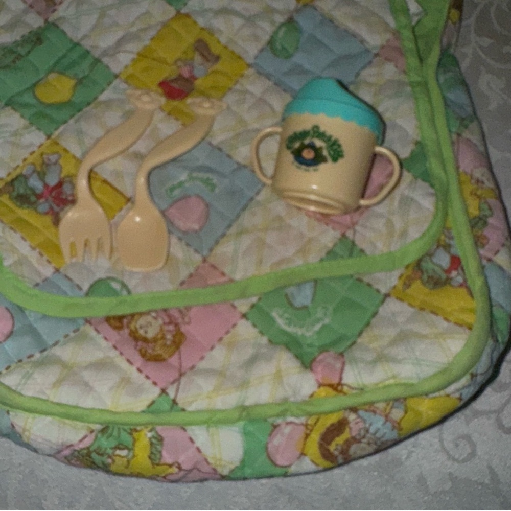 Vintage 1983 Cabbage Patch Kids Diaper Bag Sippy Cup Fork And Spoon - Picture 3 of 15